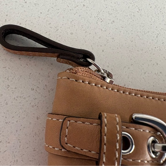 Coach Y2K Soho Beige leather Coin Purse keychain New with tags - Picture 4 of 12